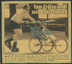 Том Круз с детьми на прогулке с детками в беговой трехколесной элитной коляске Baby Jogger Performance Double - Бэби Джоггер Перформанс Дабл - для двойни, для погодок, для двух детей.