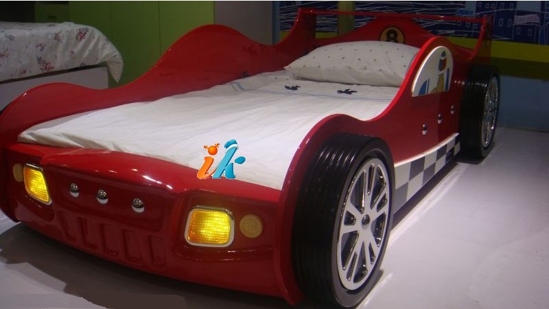 Детская кровать-машина. Кровать - Гоночная машина Макларен - Mc Laren Racing Car, артикул 998,  цвет красный, купить кровать-машину, красная кровать машина для девочек