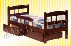 Детская деревянная кровать с бортиком и 2 ящиками КУЗЬМА, массив, МЕБ-ЕГРА, цвета и размеры на выбор