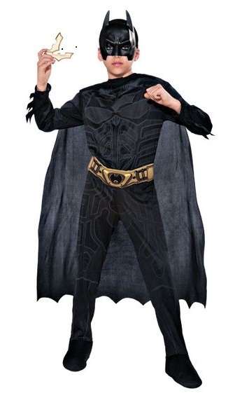 Новый костюм Бэтмена Темный Рыцарь - The Dark Knight Trilogy с 3D пластиковой маской, комбинезон с принтованной мускулатурой на груди и ногах, плащ, ремень, 2 батаранга в комплекте, размер М на 6-9 лет, рост 116 -130 см, в коробке, Rubies.    Новый костюм Бэтмена Темный Рыцарь, костюм бэтмена Dark Knight Trilogy, костюм бэтмена с пластиковой маской, костюм бэтмена купить, куплю костюм бэтмена, костюм бэтмена купить в москве, костюм бэтмена фото, костюм бэтмена новый, бэтмен темный рыцарь