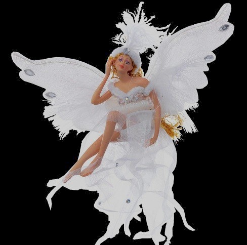 Новогодняя елочная игрушка Фея сидящая в белом, 14 см, артикул Е80694, Snowmen. Прекрасная игрушка,  изящная фигурка феи, одеяние и крылья которой ручной работы.