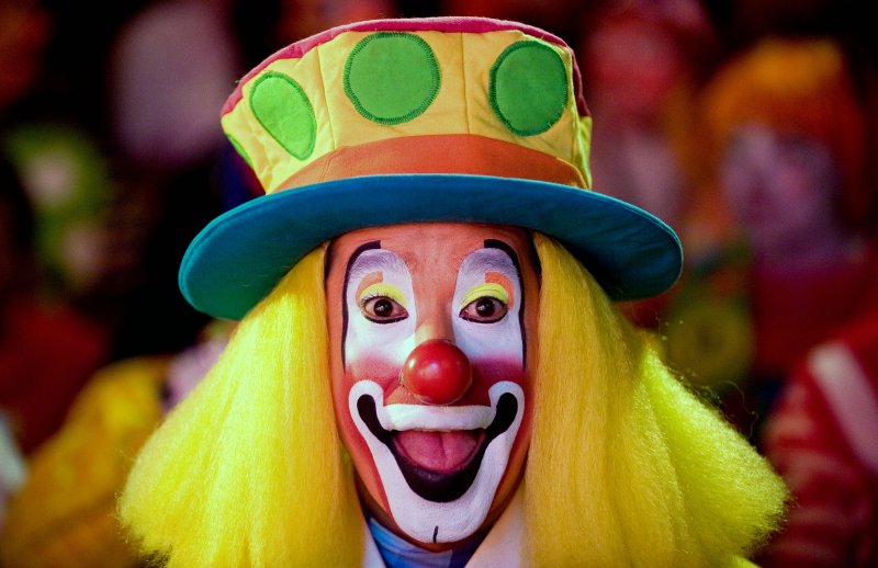 пример аквагрима для образа веселого клоуна, Детский карнавальный костюм Клоуна на 7-10 лет, рост 120-130 см. артикул Е93156, фирма Snowmen, детский костюм клоуна фото, купить клоуна, детский карнавальный костюм клоуна, костюм клоуна, костюм клоуна купить, куплю костюм клоуна, костюм клоуна дет